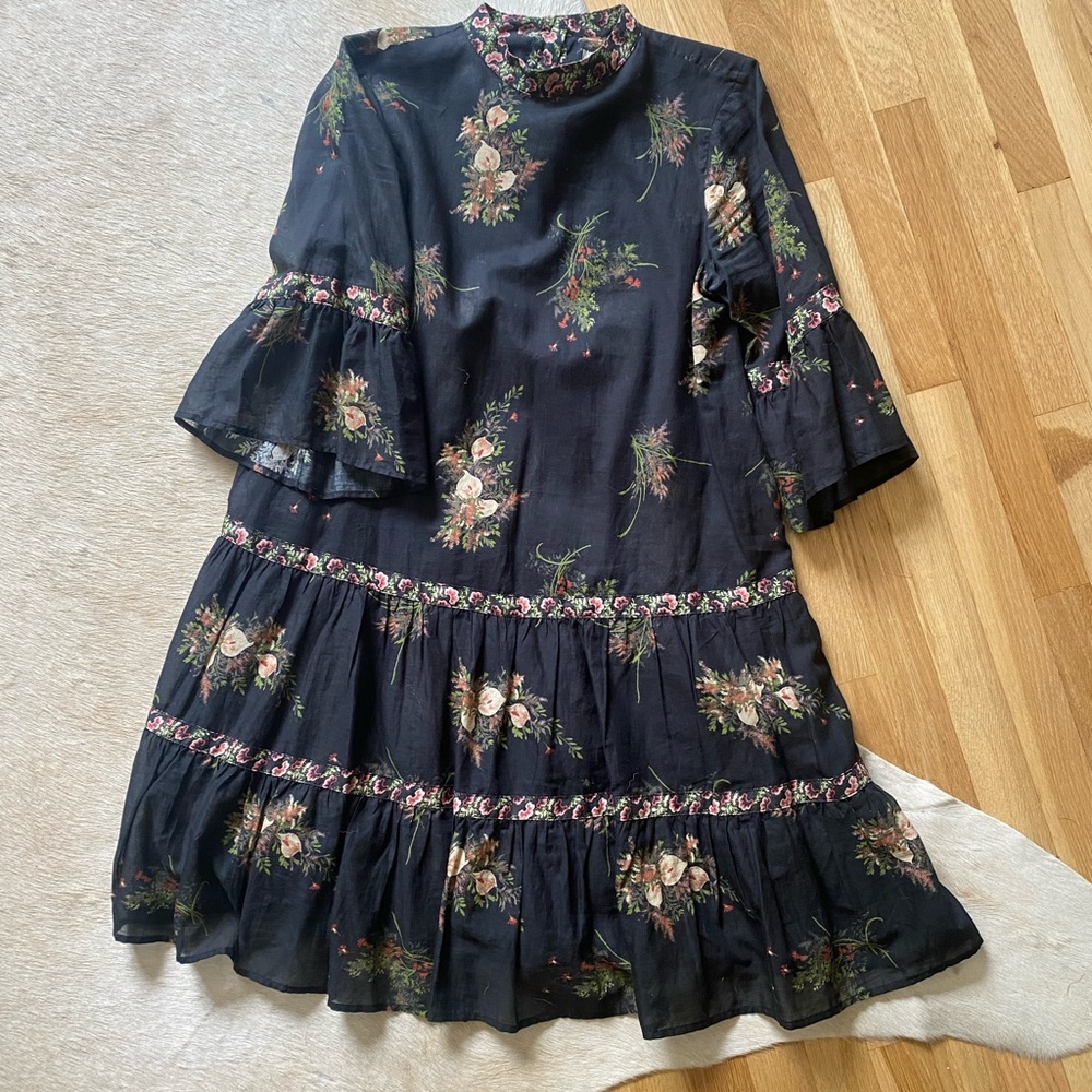 Warm dress with bell sleeves